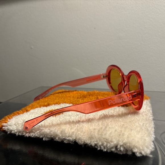 Pink Polaroid Sunglasses - Picture 4 of 4